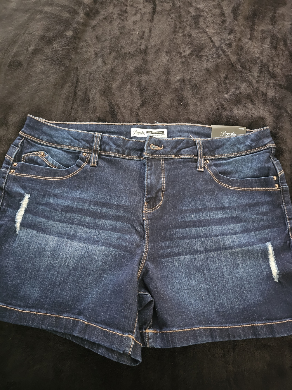 J.C. Penney denim shorts - dark blue distressed